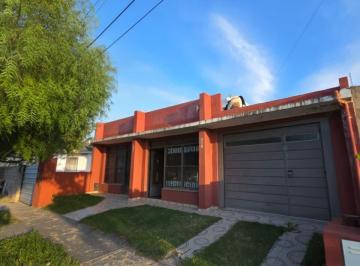 Foto · Casa 2 Locales Comerciales - Monte Cristo