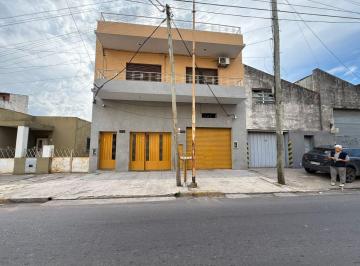 Casa · 350m² · 5 Ambientes · 1 Cochera · Casa 5 Amb Villa Madero Mas Galpon y Cochera