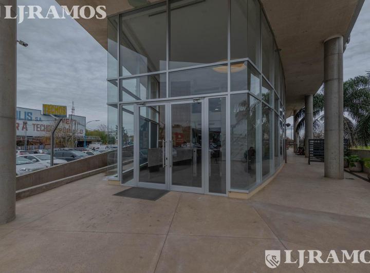 Oficina comercial · 447m² · 2 Cocheras