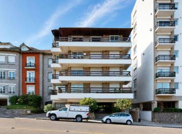 Departamento · 117m² · 4 Ambientes · 1 Cochera · Venta Departamento 4 Amb con Cochera en P. Grande