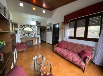 PH · 263m² · 4 Ambientes · 1 Cochera · Venta PH Casa Moron