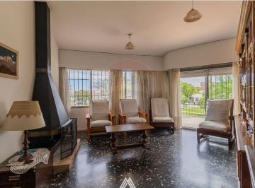 Casa · 110m² · 5 Ambientes · Venta Casa en PH de Altos 4 Dormit,2 Baños. Malvín