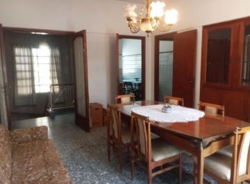 PH · 224m² · 3 Ambientes · Venta en Block 3 Uf. Locales y Vivienda Mataderos