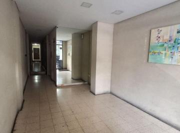 Departamento 28m² Venta · Departamento de 2 Ambientes. Excelente Ubicación. a Reciclar. Apto Credito.