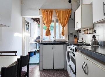 Casa · 163m² · 4 Ambientes · 1 Cochera · Casa en Venta en Remedios de Escalada