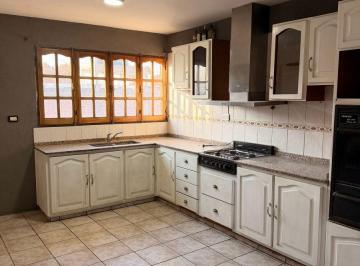Departamento de 4 ambientes, Ciudad de Mendoza · Departamento de 150 m² con 3 Dorm. en Venta en Cuarta Sección