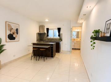 Departamento de 2 ambientes, Abasto · Excepcional 2 Amb. Alto con Luz, Categoría y Ultra Equipado. Loza Radiante