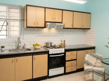 Casa de 10 ambientes, La Matanza · Gran Oportunidad en González Catán: Casa + 2 Locales + 4 Deptos a 1 Cuadra del P