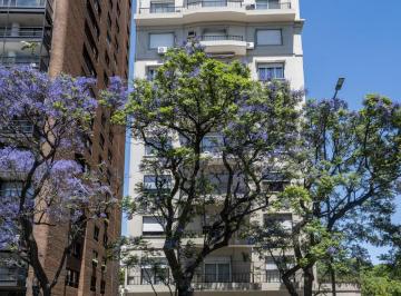 Departamento · 211m² · 7 Ambientes · 1 Cochera · Av Figueroa Alcorta y Av Casares