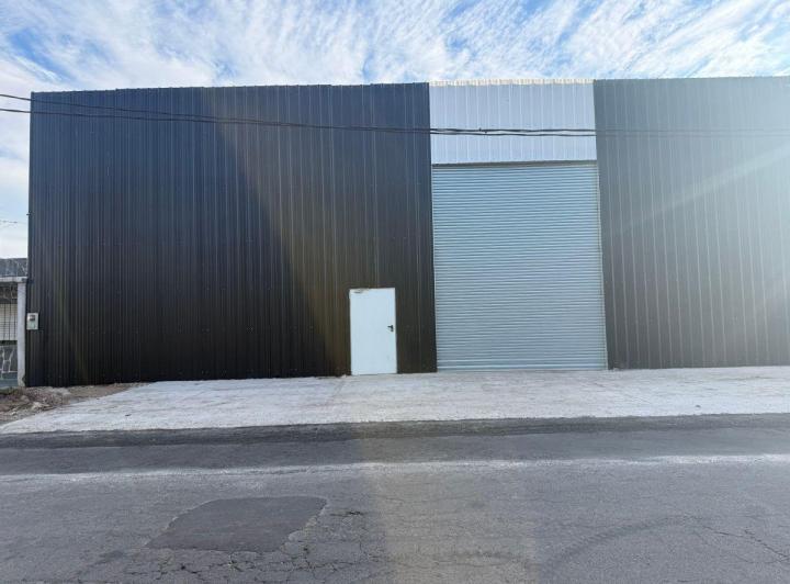 Bodega-Galpón · 220m²