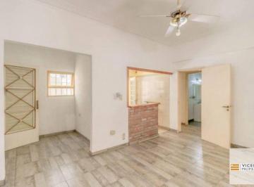 PH de 3 ambientes, La Plata · PH de 70 m² con 2 Dorm. en Venta en La Plata