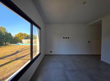 Casa · 218m² · 5 Ambientes · 3 Cocheras · Casa en Venta San Matias - Area 3 - 3 Dorm.