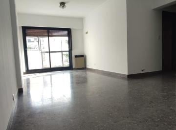 Departamento · 65m² · 3 Ambientes · 1 Cochera · Alquiler 3 Ambientes con Cochera en Flores