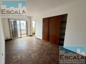 Departamento · 47m² · 3 Ambientes · Departamento de un Dorm con Balcon en Alquiler Barrio Martin