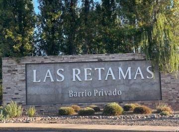 Casa de 7 ambientes, Rodeo del Medio · Casa en Venta – Barrio Las Retamas