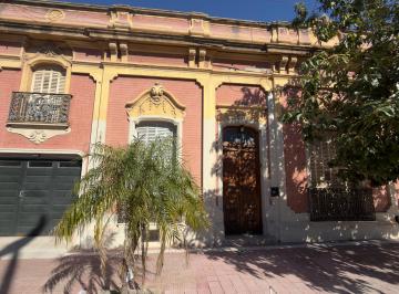 Casa de 10 ambientes, Córdoba · Casona Antigua Restaurada