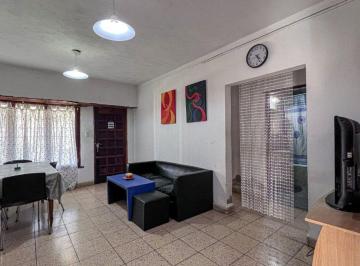 Casa · 90m² · 3 Ambientes · Venta Casa 3 Ambientes con Patio y Altillo