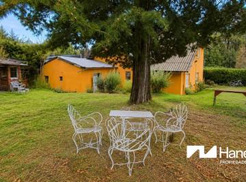 Casa · 244m² · 9 Ambientes · 1 Cochera · Bariloche - Venta - Casa - Av Bustillo Km 18 - Circuito Chico - 2.581 m²