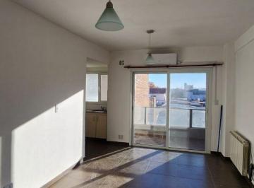 Departamento de 1 ambiente, Cipolletti · Departamento 1 Dormitorio en Alquiler en Centro