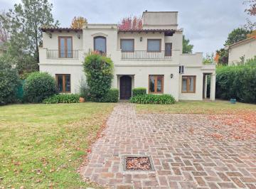 Casa · 197m² · 5 Ambientes · 2 Cocheras · Venta Casa 5 Amb Pileta Country Pueyrredon Pilar