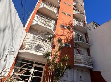 Departamento · 37m² · 1 Ambiente · Departamento 1 Amb 1/2 con Balcon a La Calle - Centro de Santos Lugares