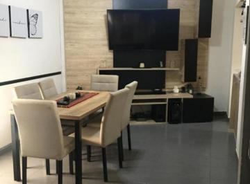 PH · 80m² · 4 Ambientes · 1 Cochera · Casa PH Entrada Independiente 4 Ambientes