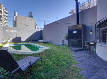 Casa · 260m² · 5 Ambientes · 2 Cocheras · Venta Casa Lote Propio Villa del Parque