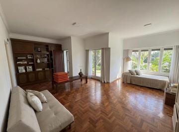 Local comercial · 259m² · 6 Ambientes · 2 Cocheras · Casa en San Fernando
