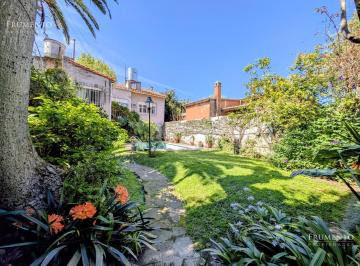 Casa · 230m² · 4 Ambientes · 3 Cocheras · Casa 4 Ambientes con Jardin y Pileta en Tigre