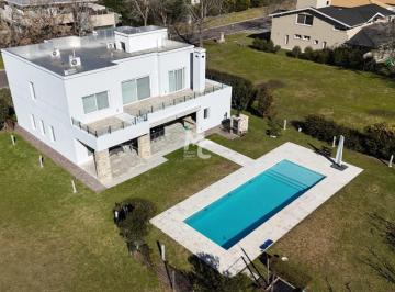 Casa · 350m² · 6 Ambientes · 2 Cocheras · Casa en Venta en La Reserva Cardales