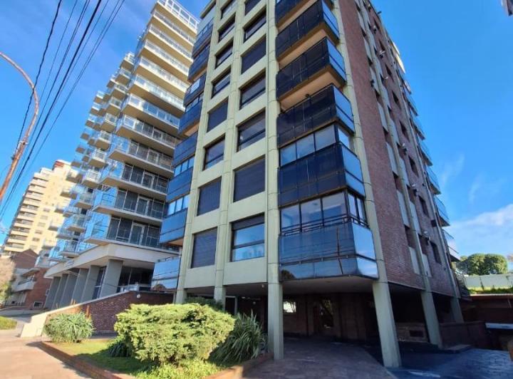 Departamento · 50m² · 3 Ambientes · 1 Cochera