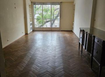 Departamento de 5 ambientes, Colegiales · Lacroze 3311 - Depto de 5 Ambientes con Balcon Frances - 108 m² - Bajas Expensas