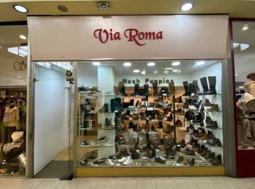 Local comercial · 40m² · Santilli - Av Meeks 59 Galeria Oliver