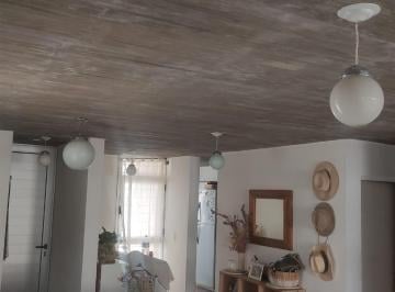 Casa · 120m² · 8 Ambientes · 1 Cochera · Casa en Alquiler Neptuno 1293 Barrio Los Olivos 3 Dorm.