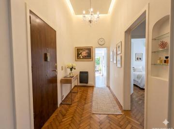 Departamento · 69m² · 2 Ambientes · Amplio Departamento 2 Amb, 2 Baños y Patio 73.6 m²
