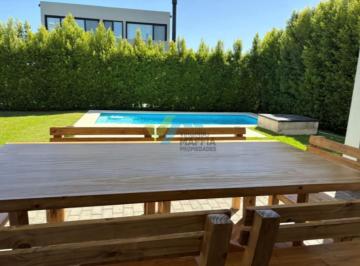 Casa · 220m² · 5 Ambientes · 2 Cocheras · Casa en Venta en Castaños, Nordelta, Tigre