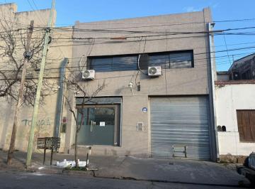 Bodega-Galpón de 4 ambientes, Córdoba · Galon C/ 3 Oficinas Privadas - Recepcion - 2 Baños!