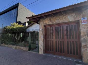 Casa · 250m² · 5 Ambientes · 1 Cochera · Casa en Venta en City Bell Entre Caminos