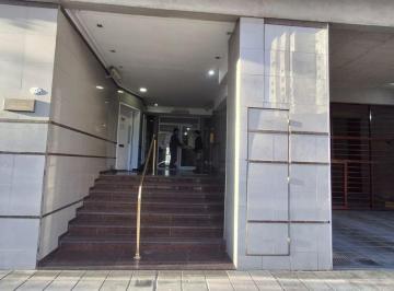 Departamento de 2 ambientes, Bahía Blanca · Zelarrayan 445, Alquila Departamento de un Dormitorio.