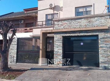 ANC-ANC-1694_2 · Alquiler Casa 4 Ambientes en Bernal, Quilmes