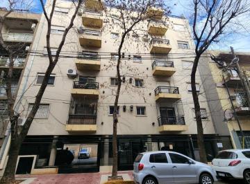 Departamento · 2 Ambientes · 1 Cochera · Departamento en Vict. - B. Centro