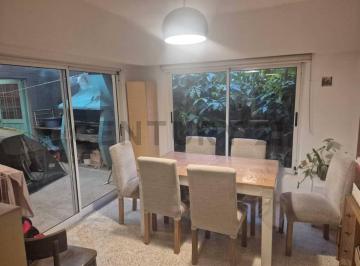 PH · 85m² · 3 Ambientes · PH en Alquiler La Plata 2 Dorm.