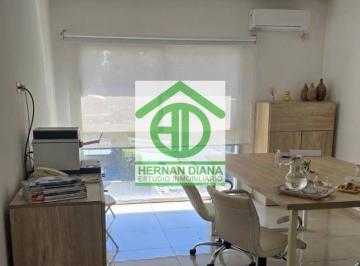 Departamento de 1 ambiente, General San Martín · Oficina en Alquiler por Día! San Martín Centro!
