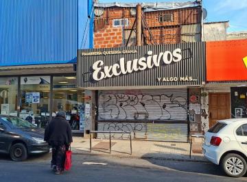Local comercial · 150m² · Local Comercial Moron Centro a 25 m Estacion Ff. Cc