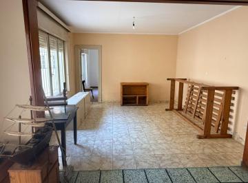 PH · 78m² · 3 Ambientes · Alquiler PH 3 Amb. Sin Expensas en Caseros C/patio