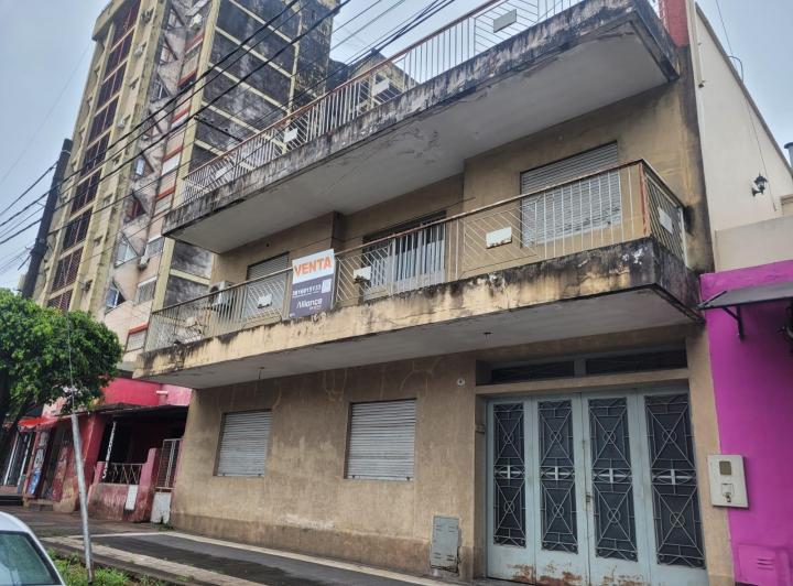 Casa · 200m² · 5 Dormitorios
