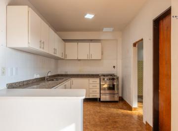 Casa · 245m² · Casa Escobar - Potencial de Inversión - Venta