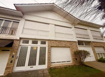 Oficina comercial · 145m² · 4 Ambientes · 1 Cochera · Oficina en Alvear 3300 de Cuatro Ambientes Apto Profesional