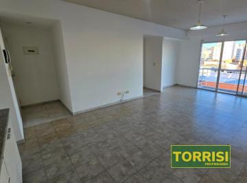 Departamento · 48m² · 2 Ambientes · Alquiler 2amb C/balcón 50 m² - 24 de Noviembre 400 Balvanera