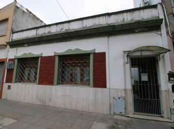 Casa de 4 ambientes, Mataderos · Venta Casa Mataderos 4 Amb con Patio